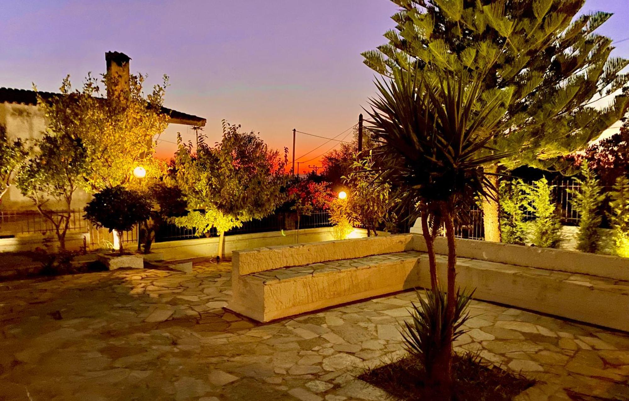 Villa Naya By The Beach Anavyssos Bagian luar foto